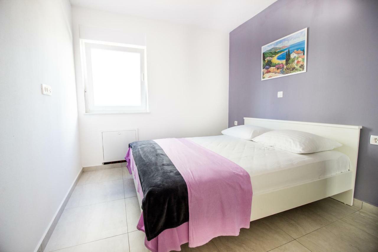 Apartamento Colic Njivice Exterior foto