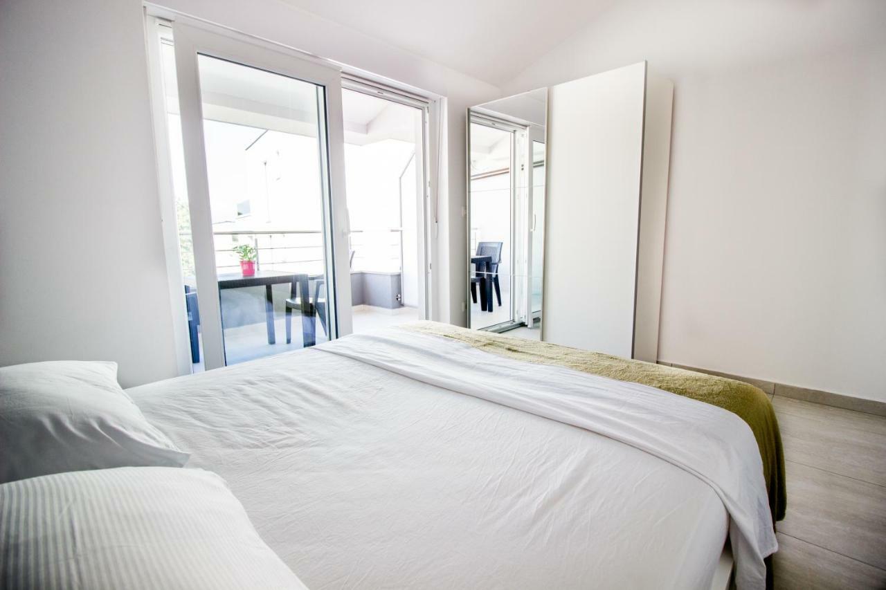 Apartamento Colic Njivice Exterior foto