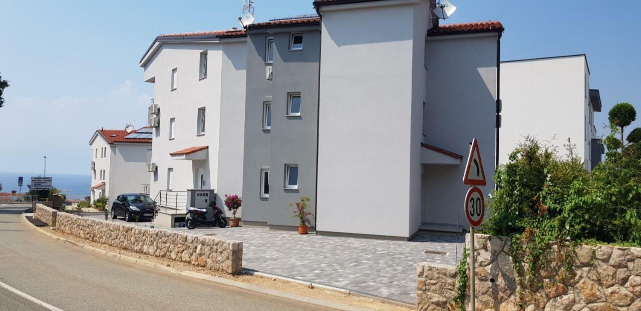 Apartamento Colic Njivice Exterior foto